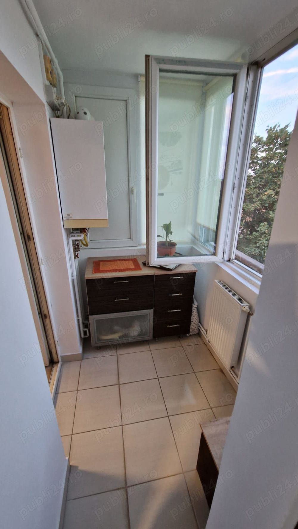 Apartament decomandat 3 camere și 2 balcoane, Calea Martirilor–Mures — fotografia 9