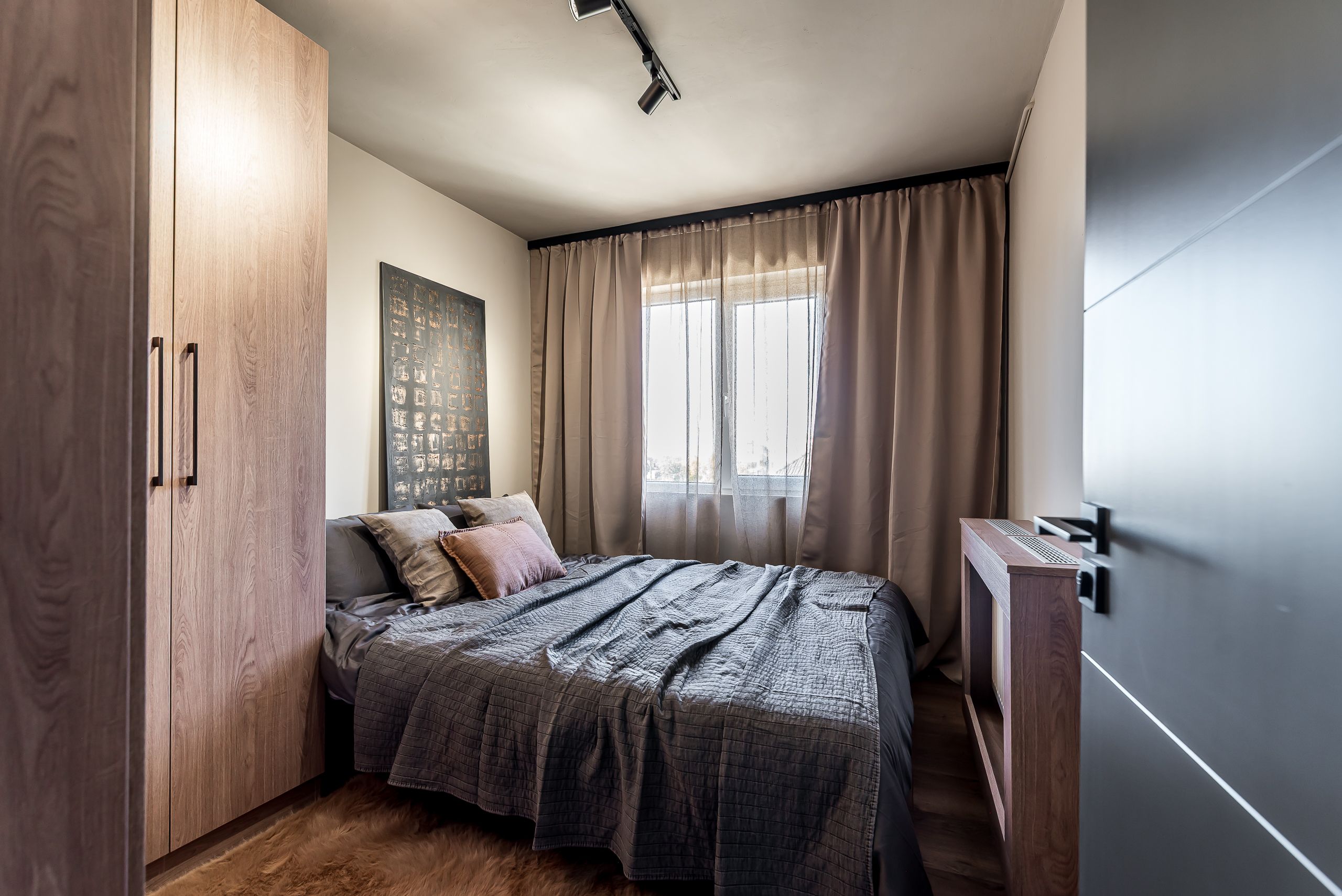 Apartament 3 camere finisat & mobilat premium, lângă faleza Mureșului — fotografia 2