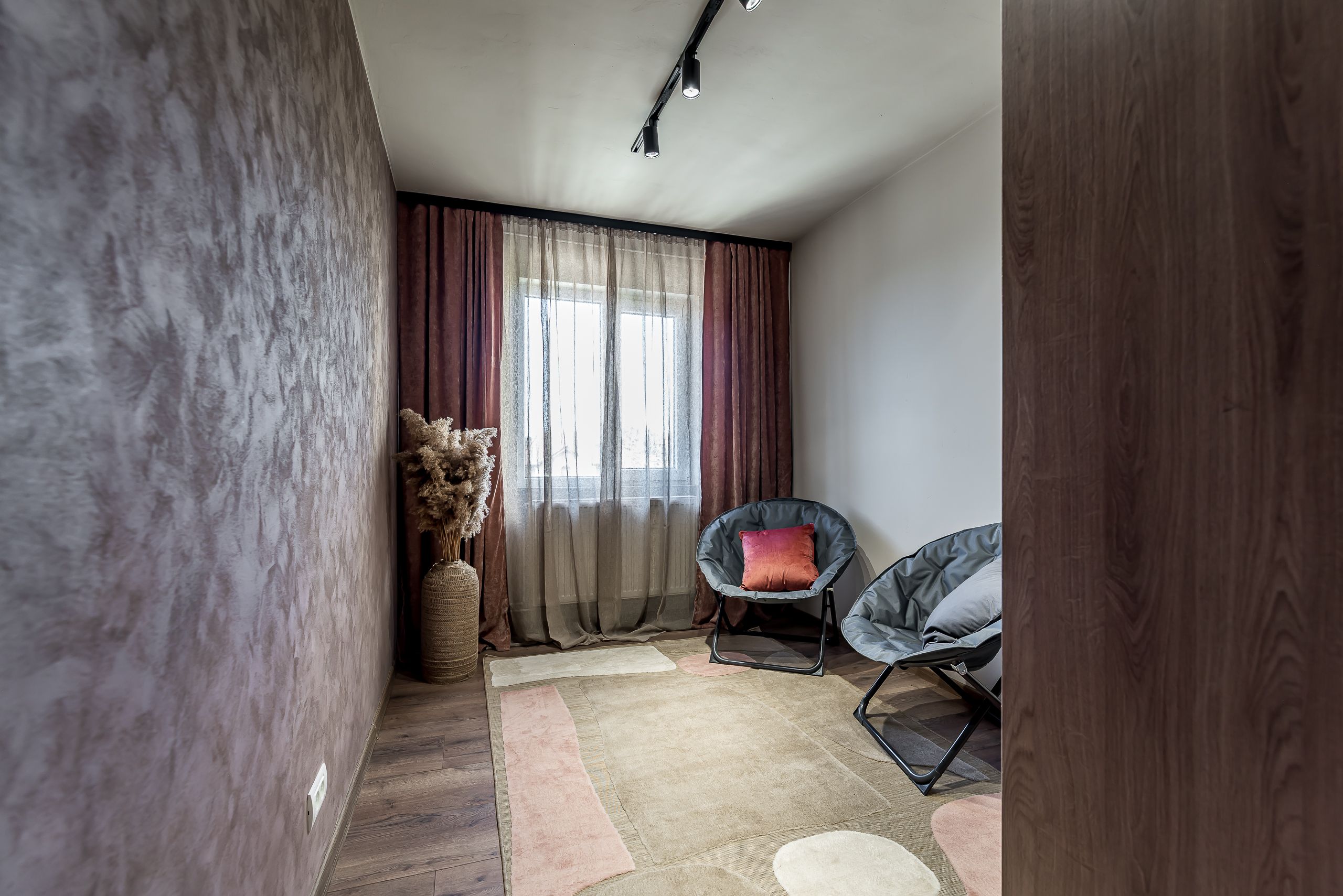 Apartament 3 camere finisat & mobilat premium, lângă faleza Mureșului — fotografia 6