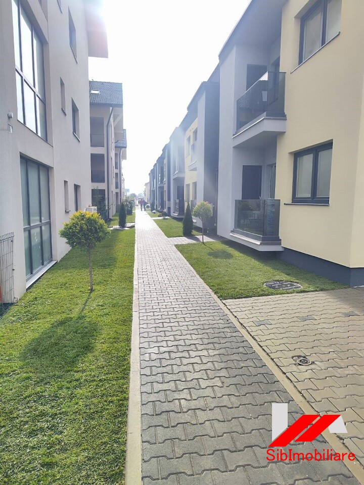 Apartament 3 camere, finisat la cheie la vila exclusivista , intabulata, 4 apartamente, zona Selimbar