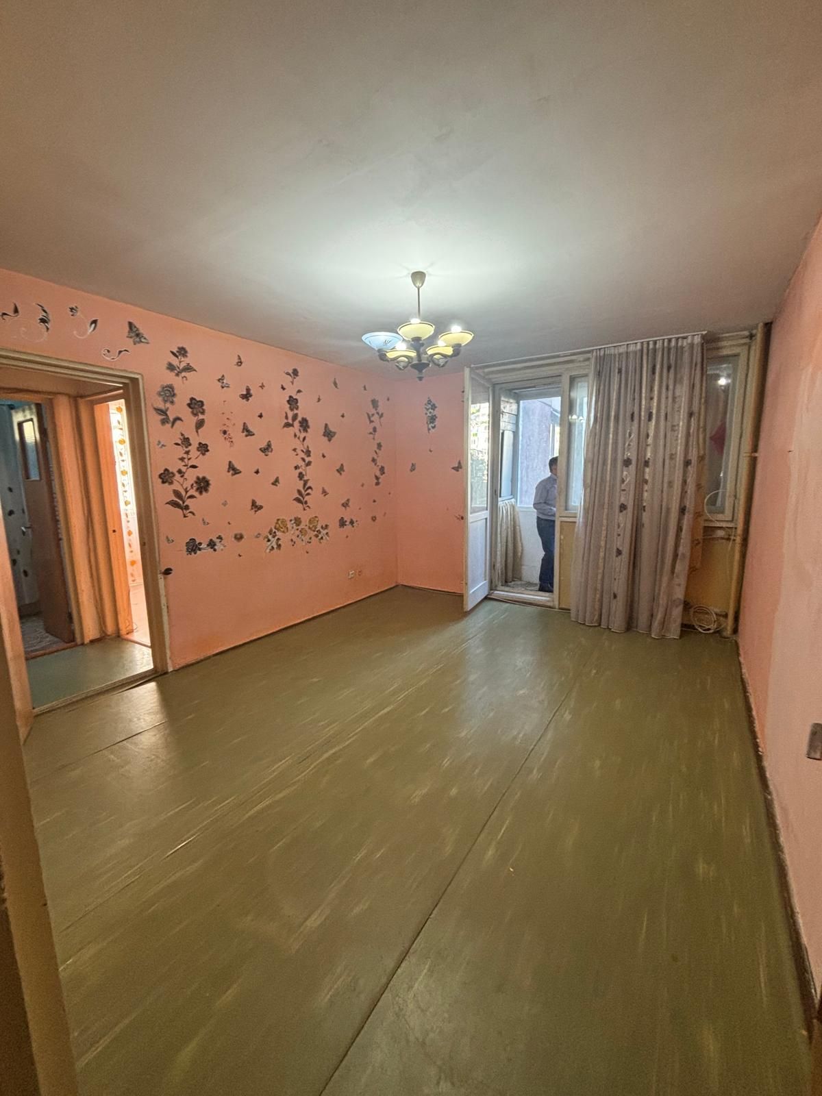 APARTAMENT2 CAMERE DECOMANDAT