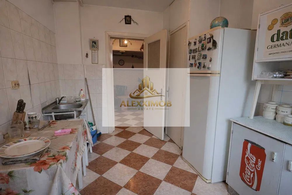 Apartament de Vanzare - zona Obregia- Piata SUDULUI -64 MP - 3 CAMERE! — fotografia 3