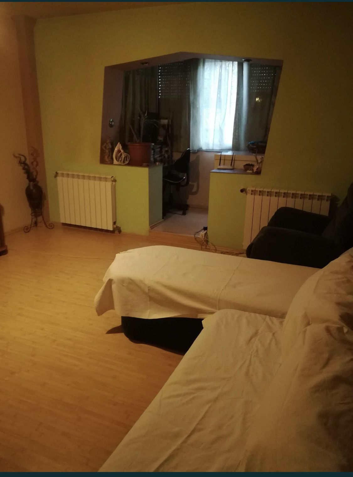 Apratament 3 camere, etajul 3, utilat, Carei, Zaganescu nr 4 — fotografia 4