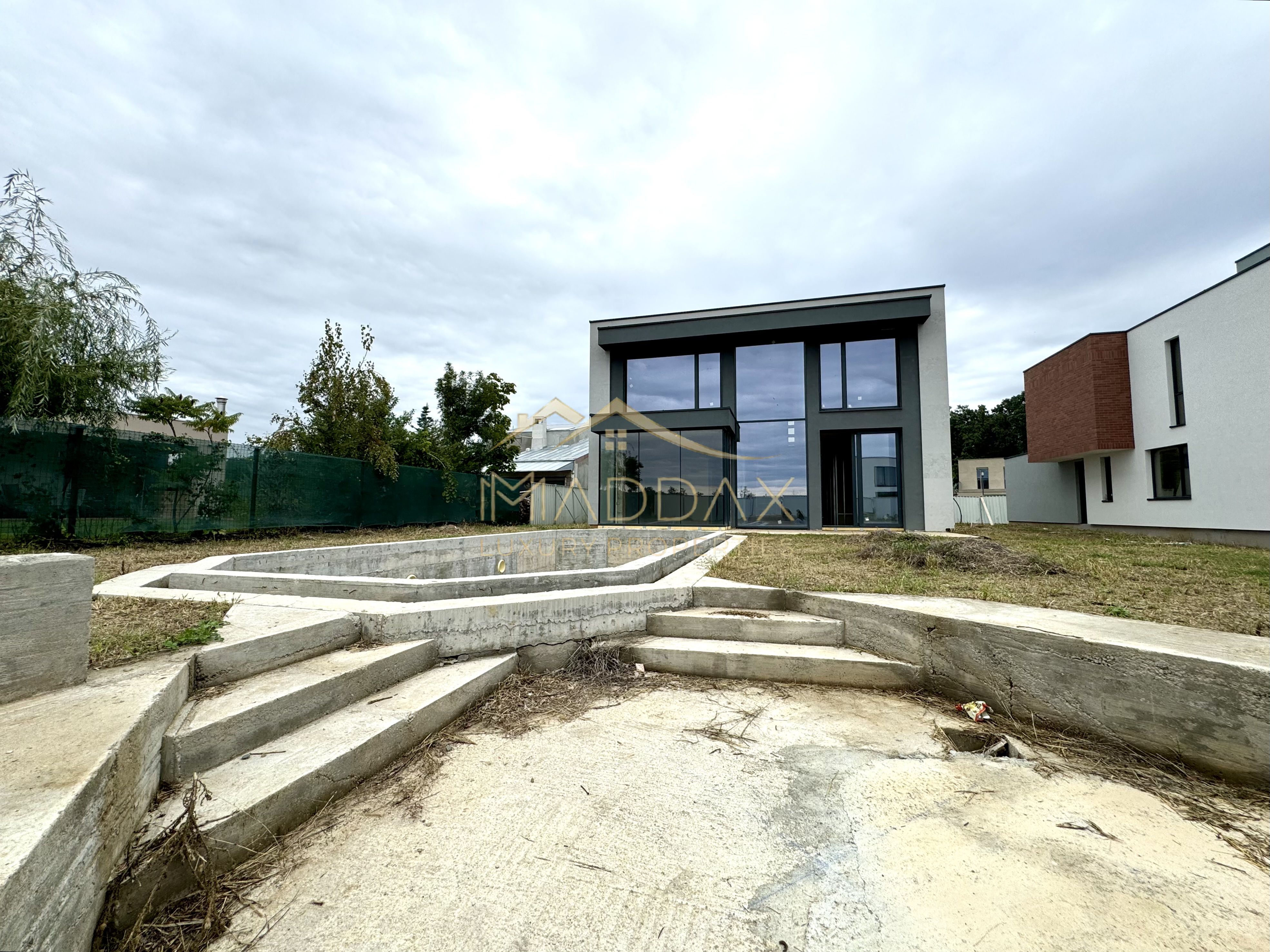 Vila Exclusivista *296mpc* / 753 mp teren + piscina si fire-pit / Balotesti — fotografia 57