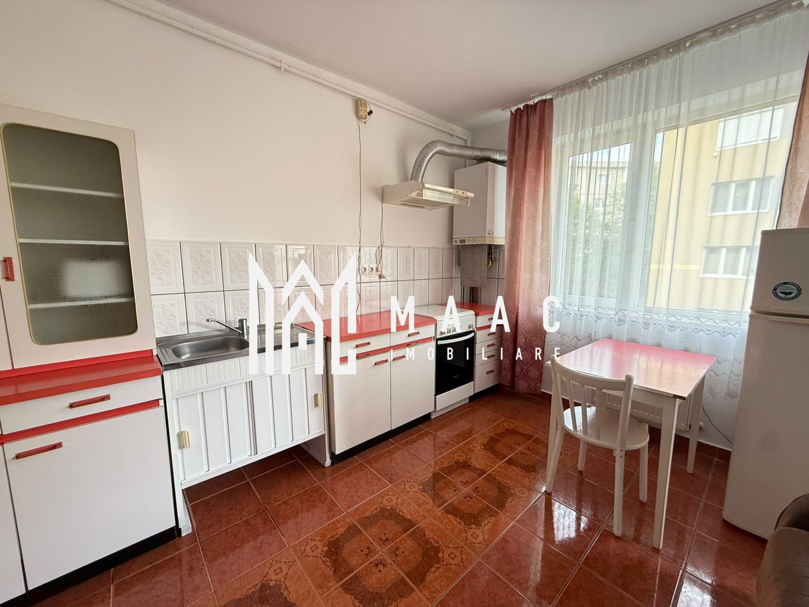 Apartament 2 camere | Etaj 1 | Parcare | Balcon | Siretului — fotografia 4