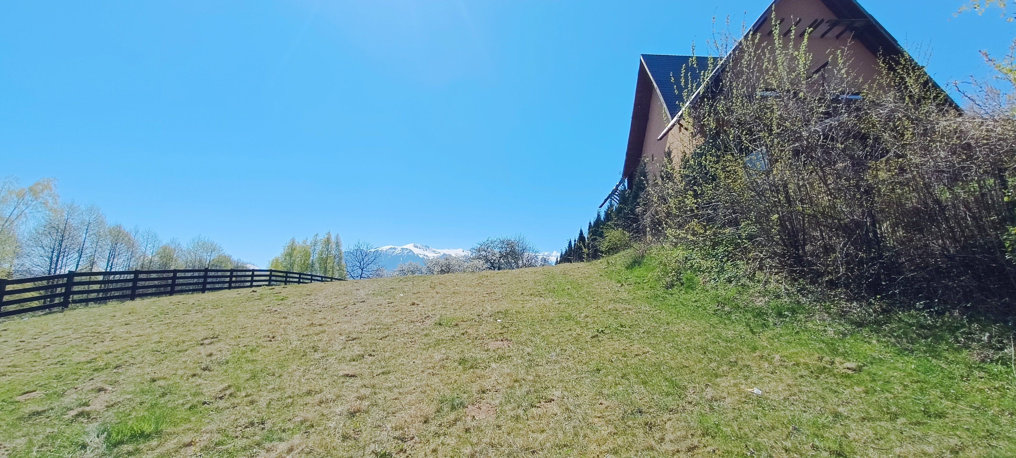 Teren intravilan cu priveliste frumoasa-Predelut — fotografia 8