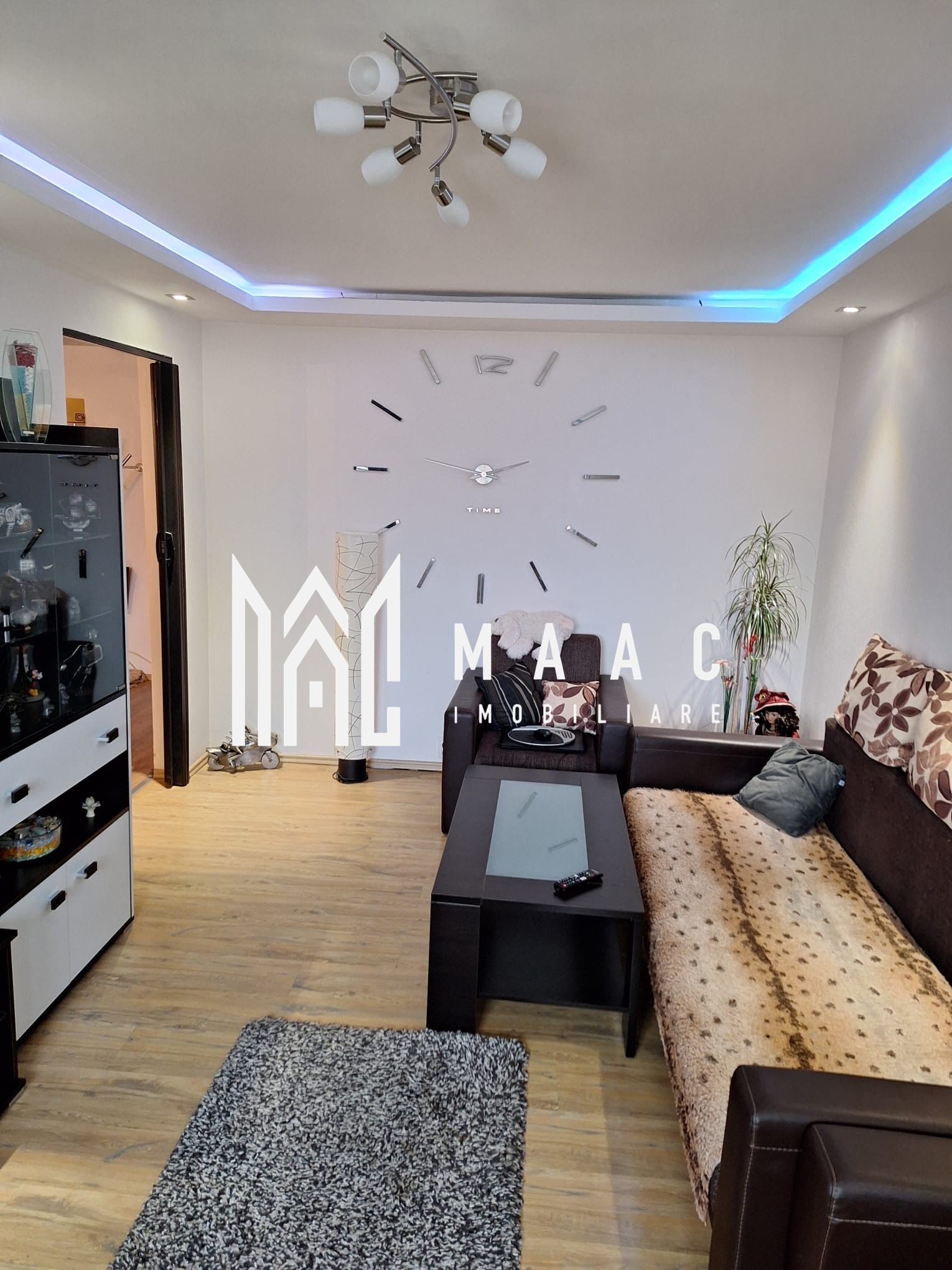 Apartament 3 camere | Complet mobilat și utilat | 2 balcoane — fotografia 3