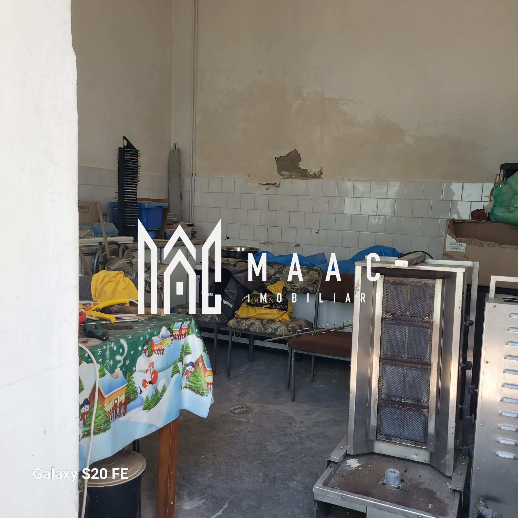 Casă 12 camere de vânzare | Central, Săliște | 420 mp, teren 500 mp — fotografia 8