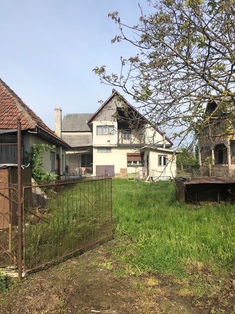 Casa de vanzare in loc. Crucisor — fotografia 3