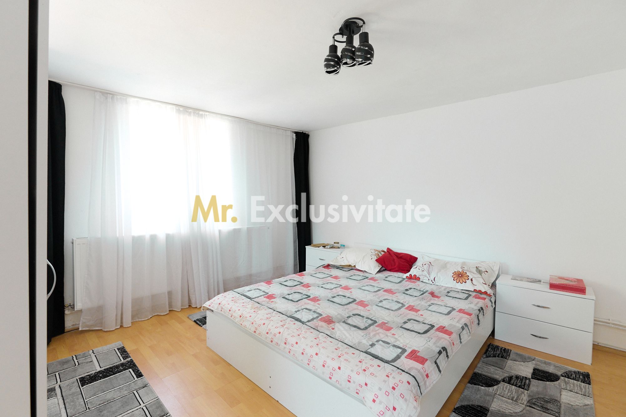 Proprietate deosebita cu doua case si teren generos – Cosesti, Arges — fotografia 10