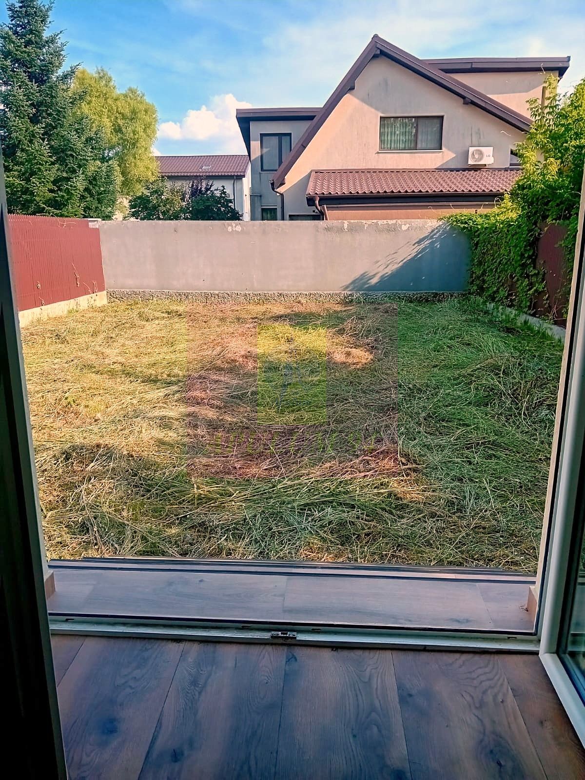 Mogosoaia | 122 mp utili + grădină 170 mp | 3 dormitoare | 2 parcări | — fotografia 4