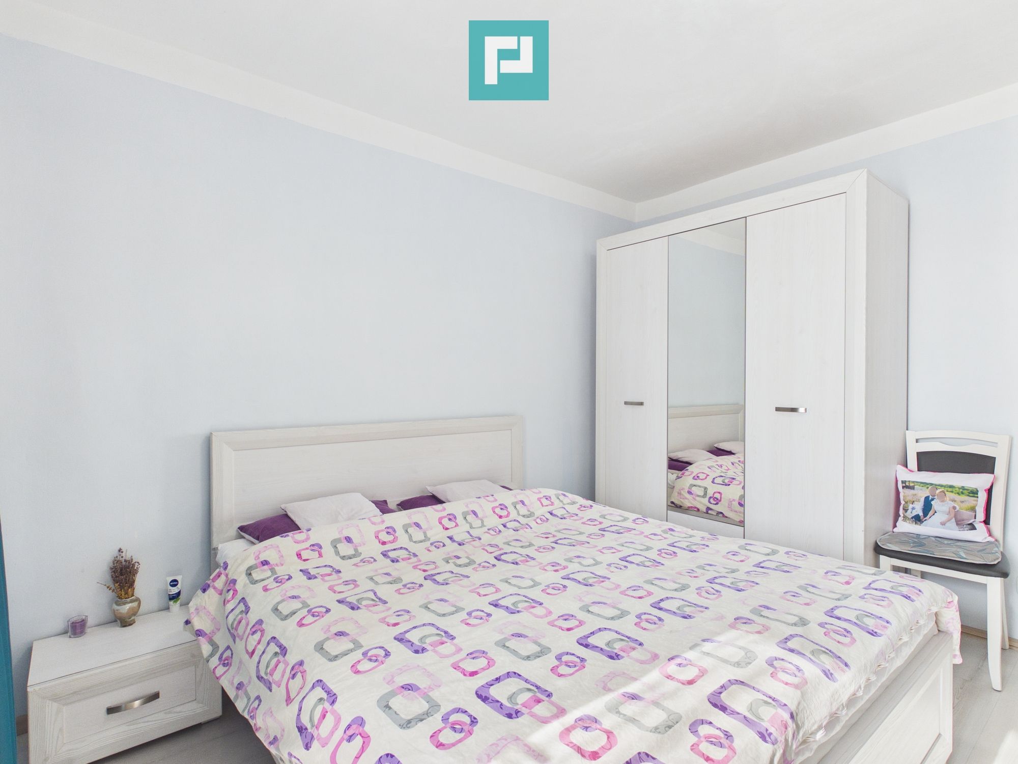 Apartament 4 camere, spațios pentru familie — fotografia 4