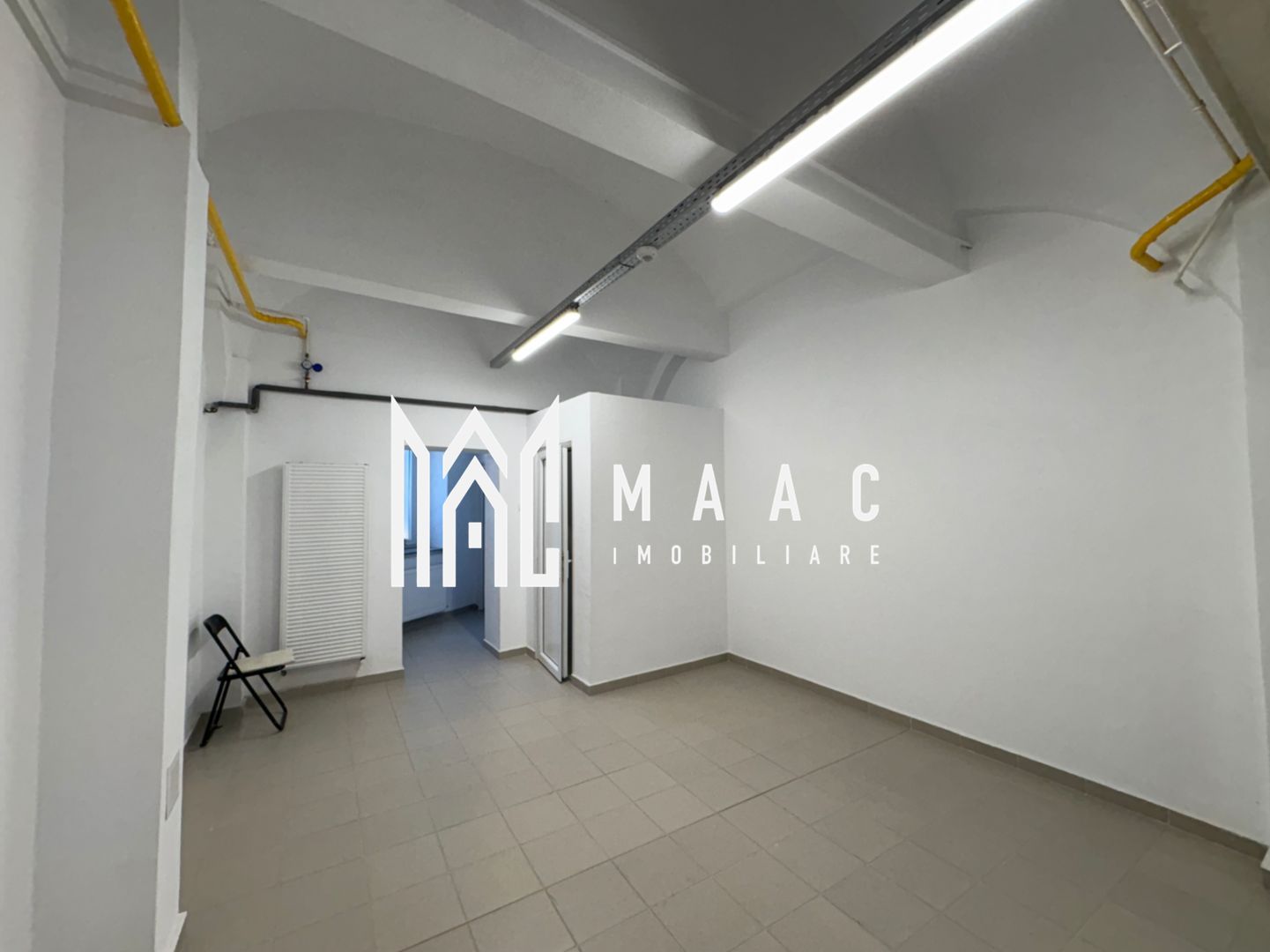 Casa ultracentrală cu potențial mixt – 1285 mp, acces dublu — fotografia 7