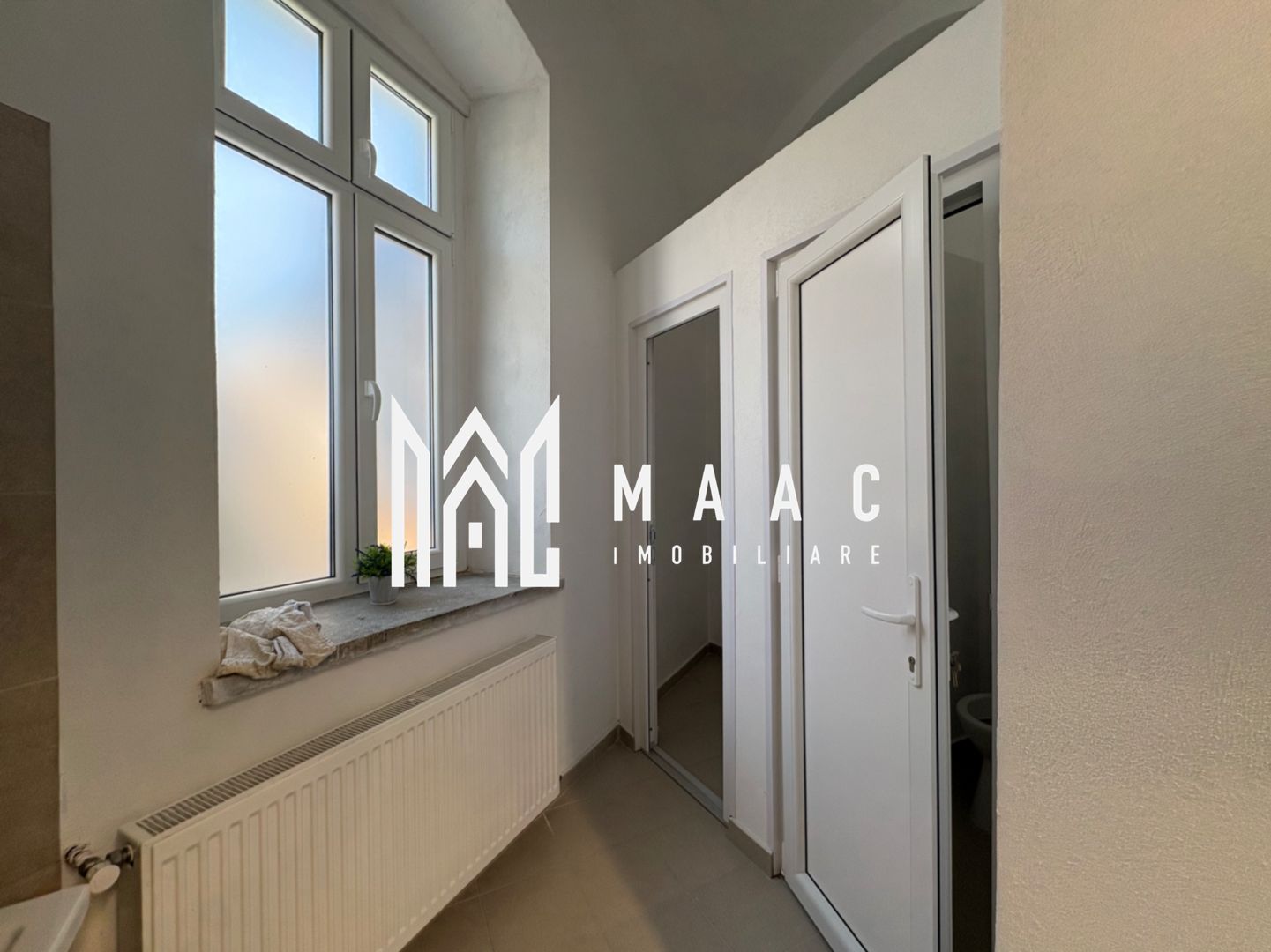Casa ultracentrală cu potențial mixt – 1285 mp, acces dublu — fotografia 8