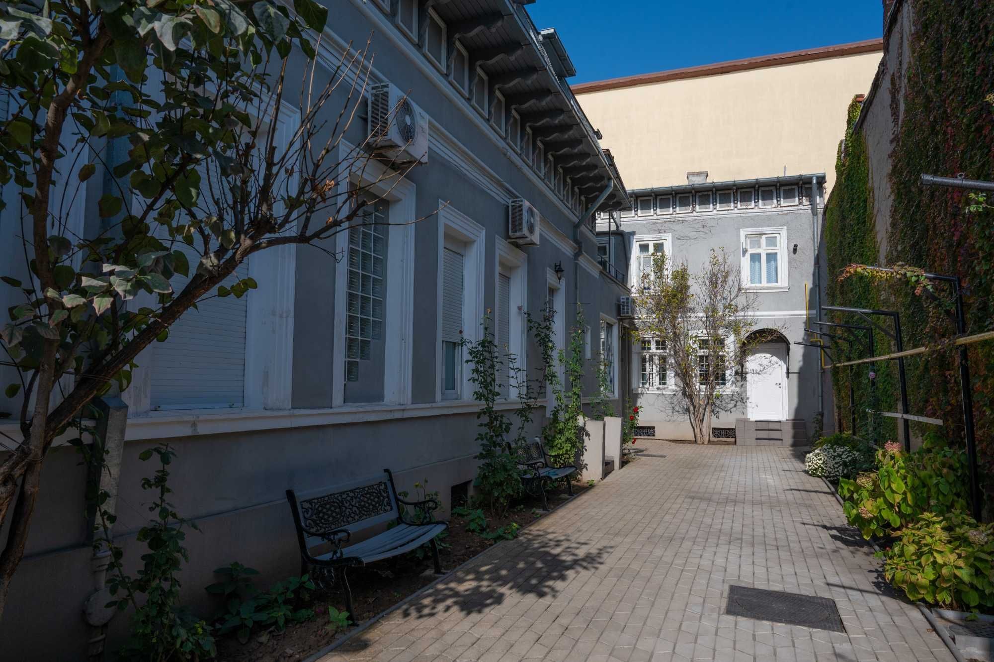 Vând imobil 418 mp locuibil, în zona Casa Poporului locuit sau birouri — fotografia 3