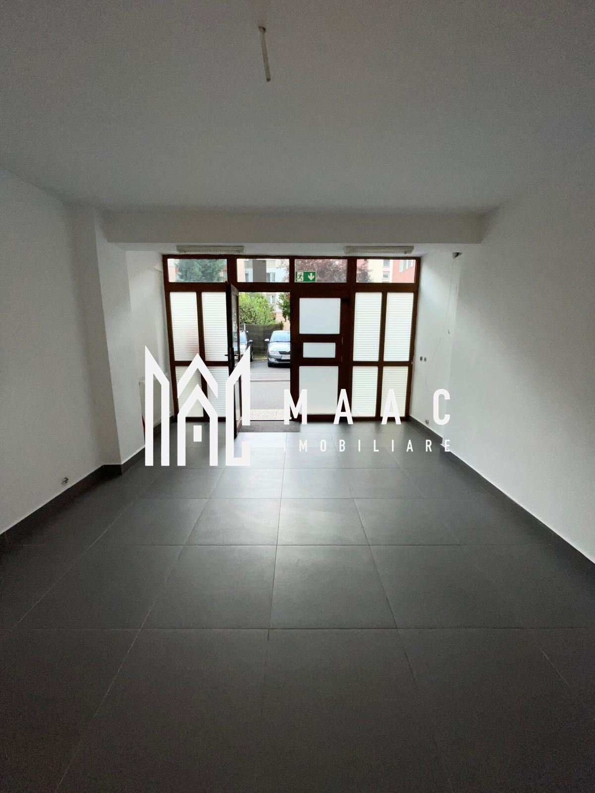 Spațiu comercial / birouri 25 mp | Cedonia, Sibiu | parter, vitrină — fotografia 6