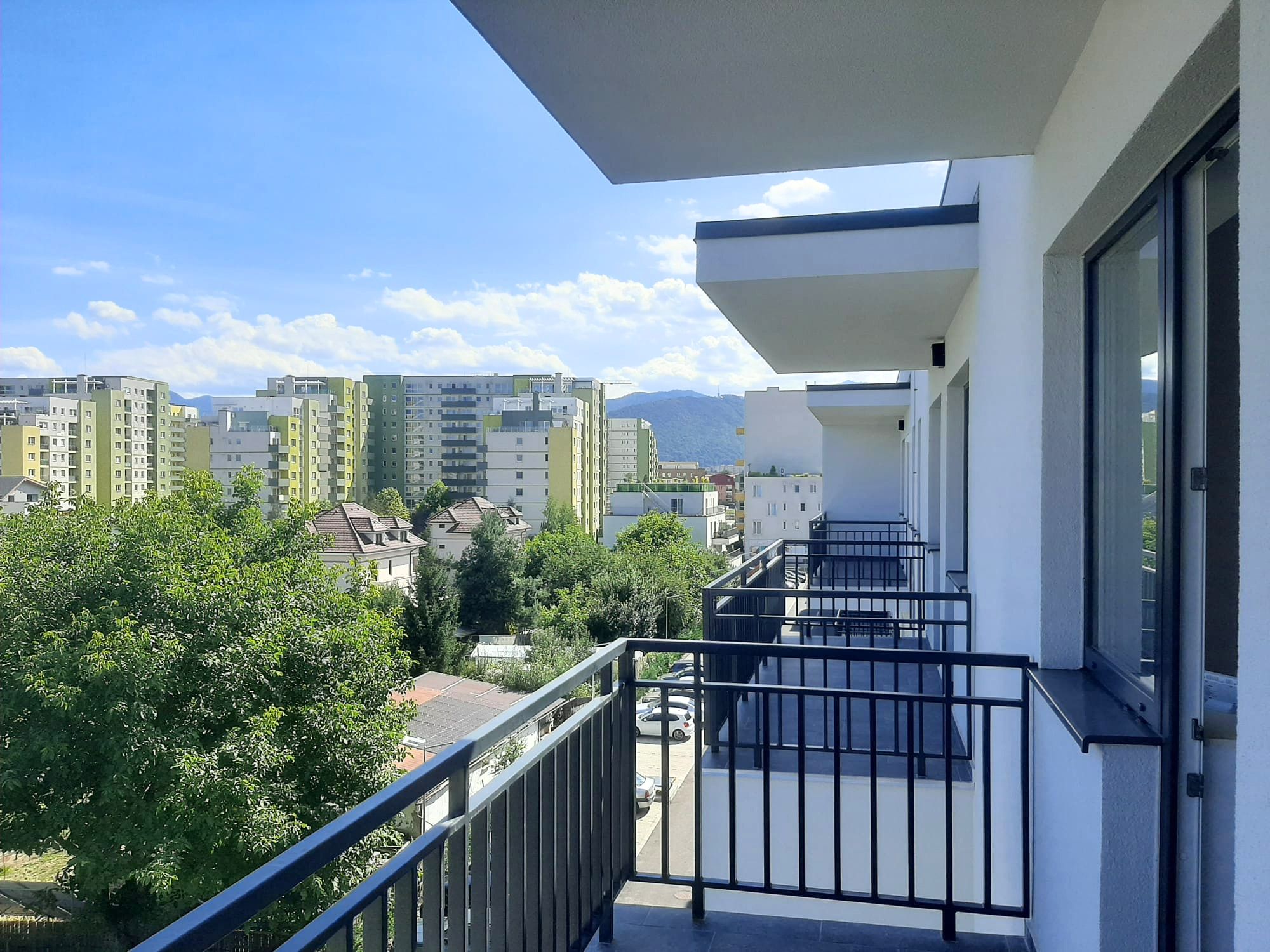 Un Apartament Pentru O Viață Bună  Coresi  2025 — fotografia 12
