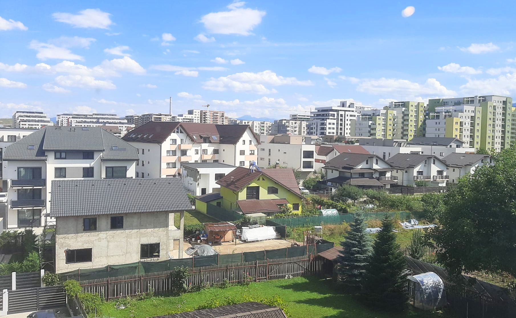 Un Apartament Pentru O Viață Bună  Coresi  2025 — fotografia 13