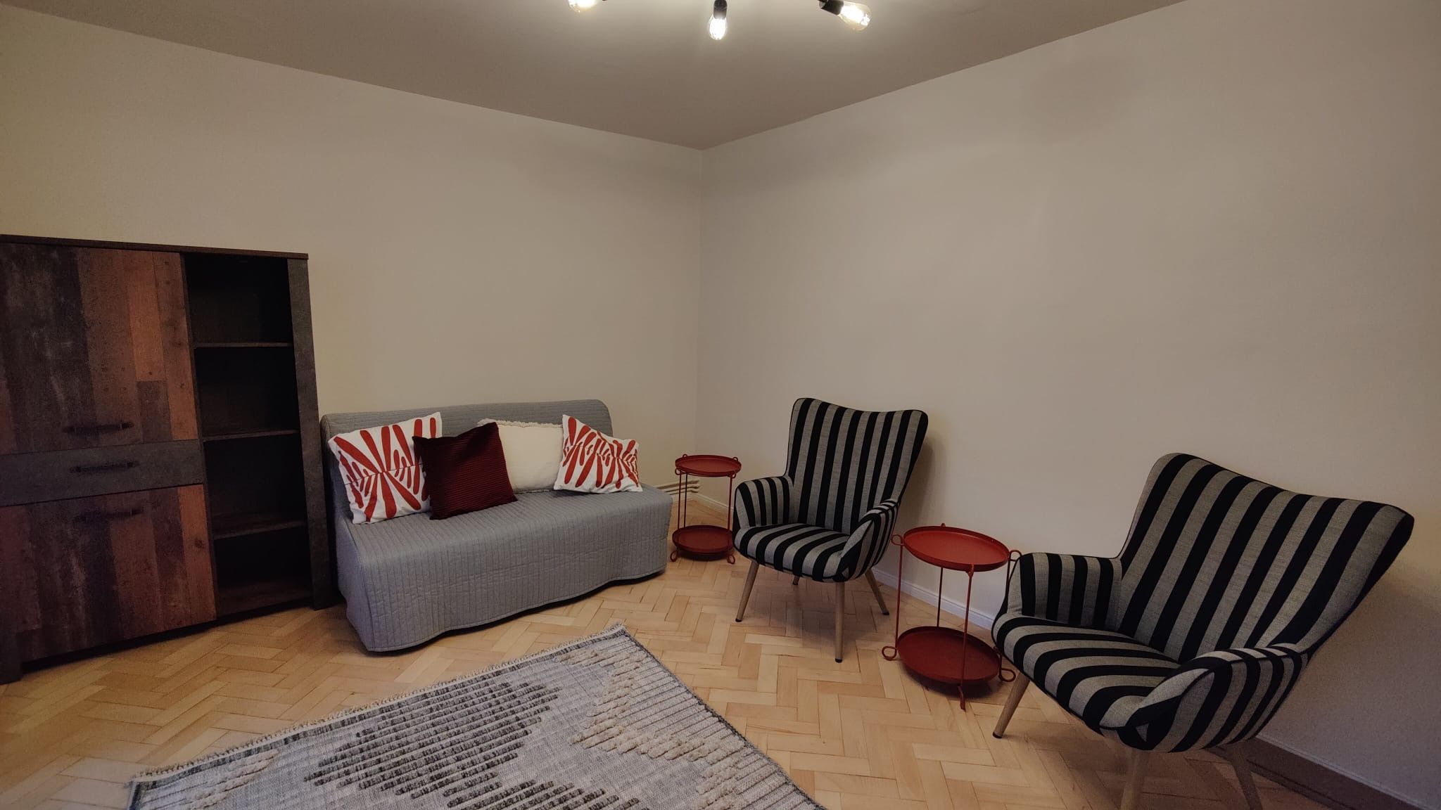 Apartament modern cu 3 camere de închiriat – Zona Torontal — fotografia 2