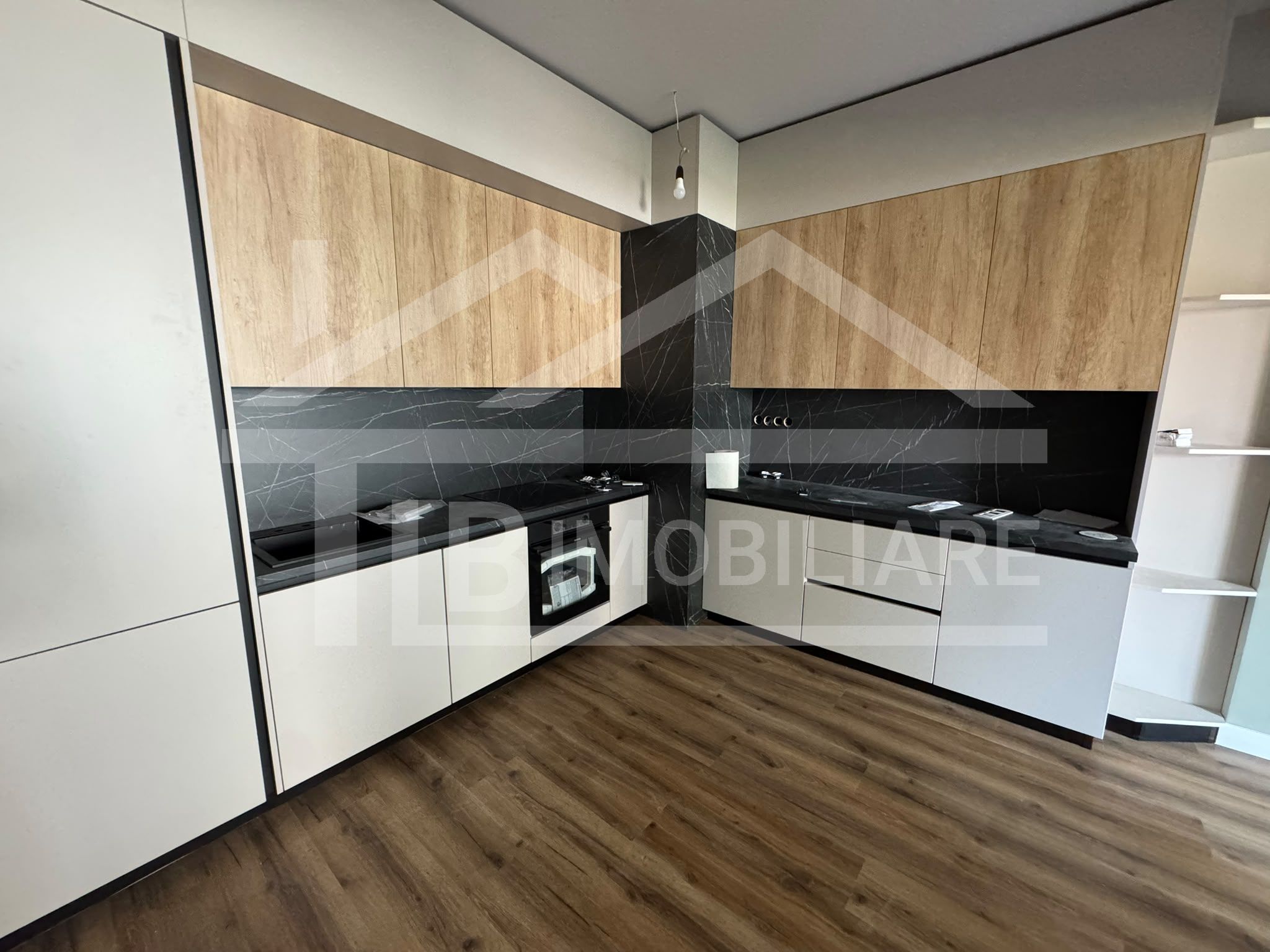 Apartament cu 2 camere, 55mp, Zona Ultracentral — fotografia 5
