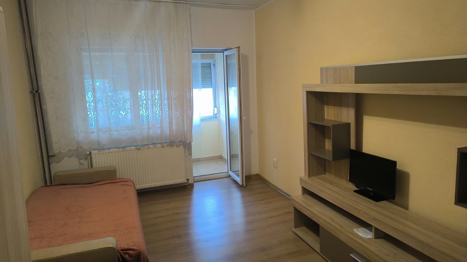 Apartament 3 camere de închiriat – Complex Studențesc — fotografia 6
