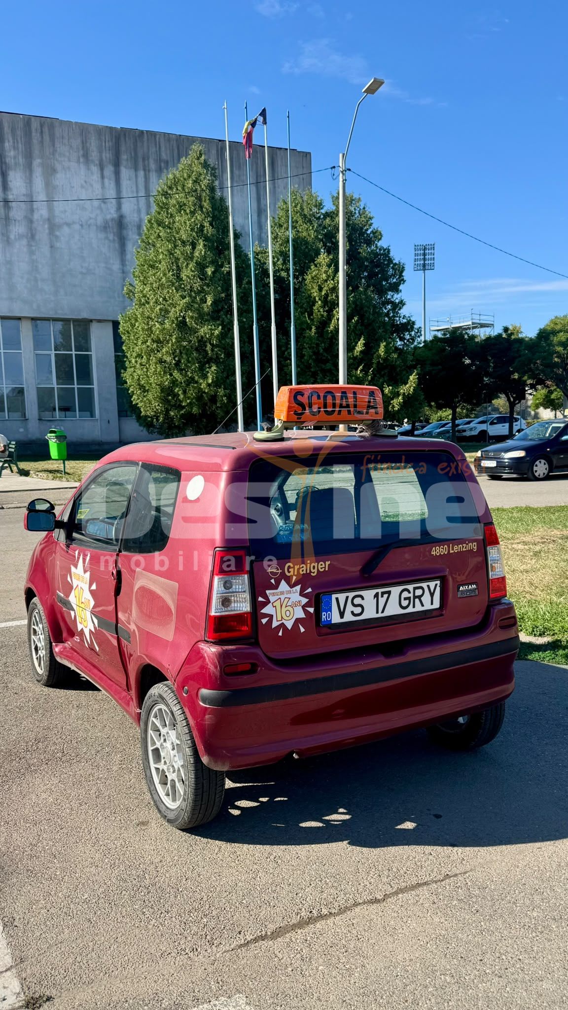 Afacere la cheie - scoala de soferi - 17 vehicule — fotografia 12