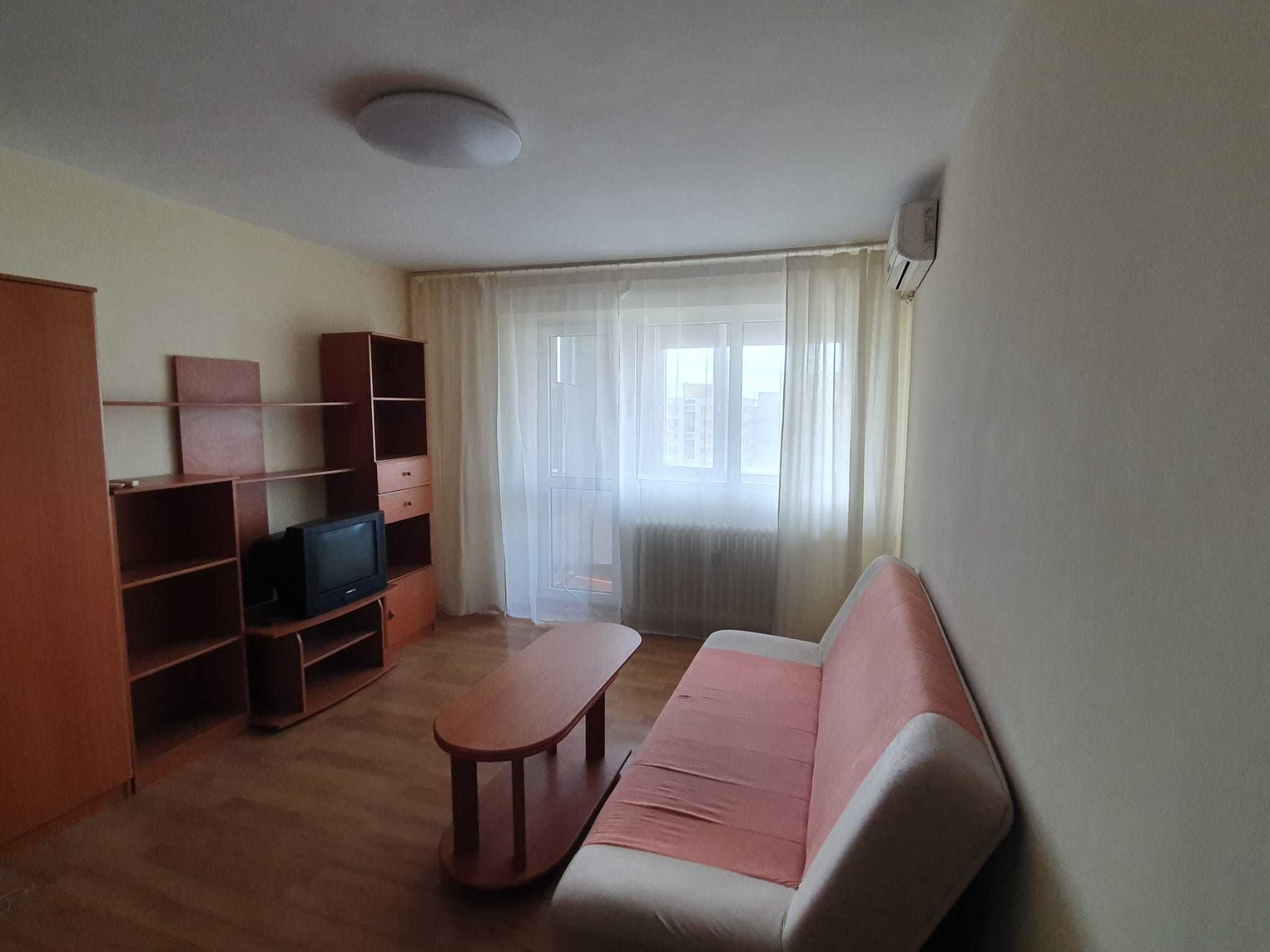 Închiriez apartament 2 camere Titan — fotografia 5