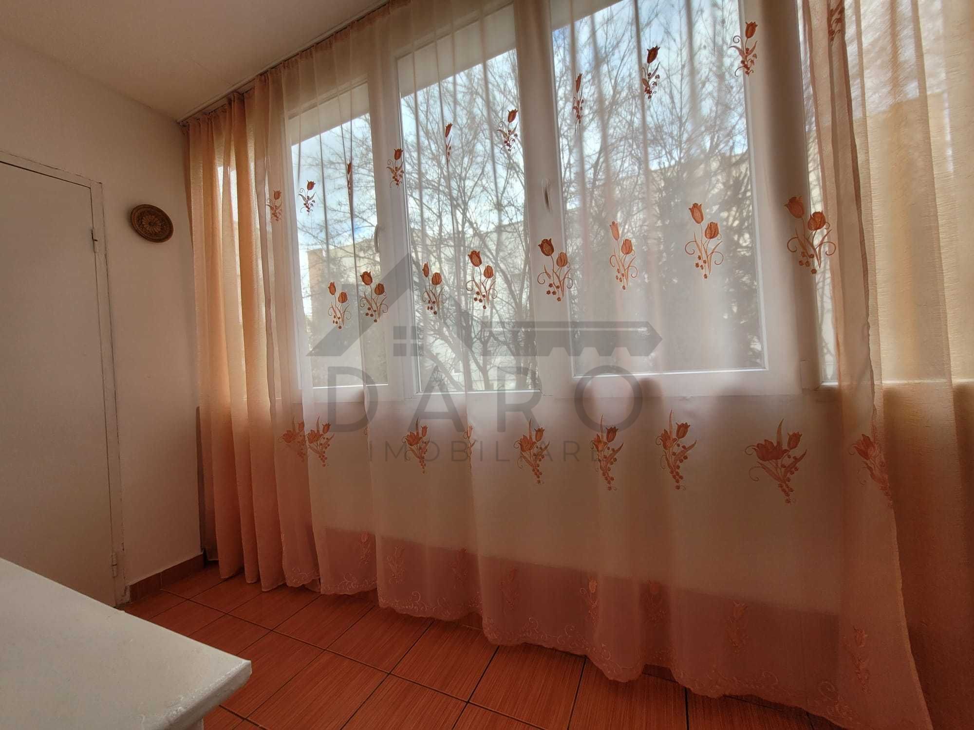 Vand apartament cu 2 camere, etaj 1 pe Bulevardul Pandurilor — fotografia 5