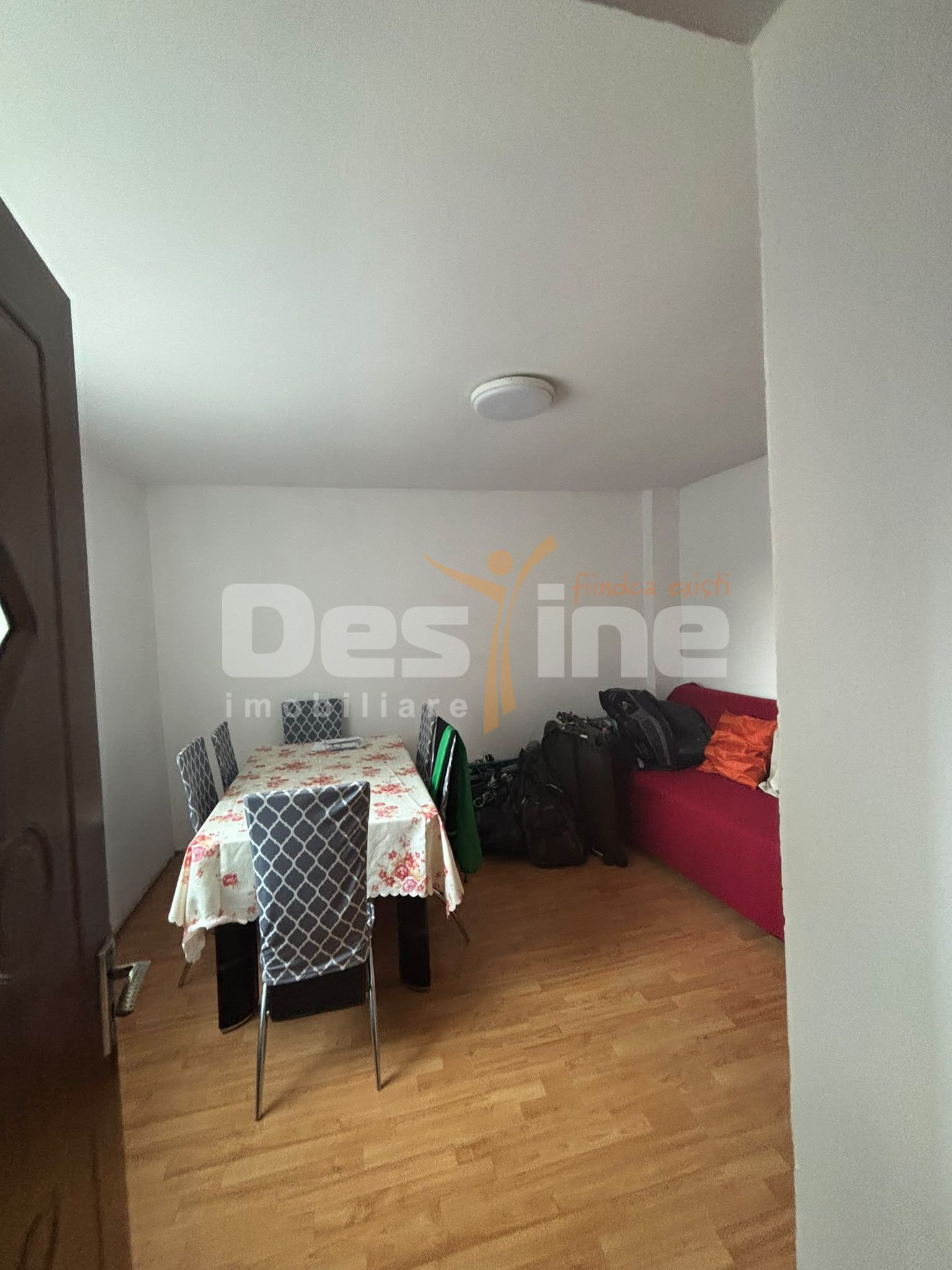 Casă de vânzare – Constructorilor | 5 camere | 110 mp | 200.000 EUR — fotografia 17