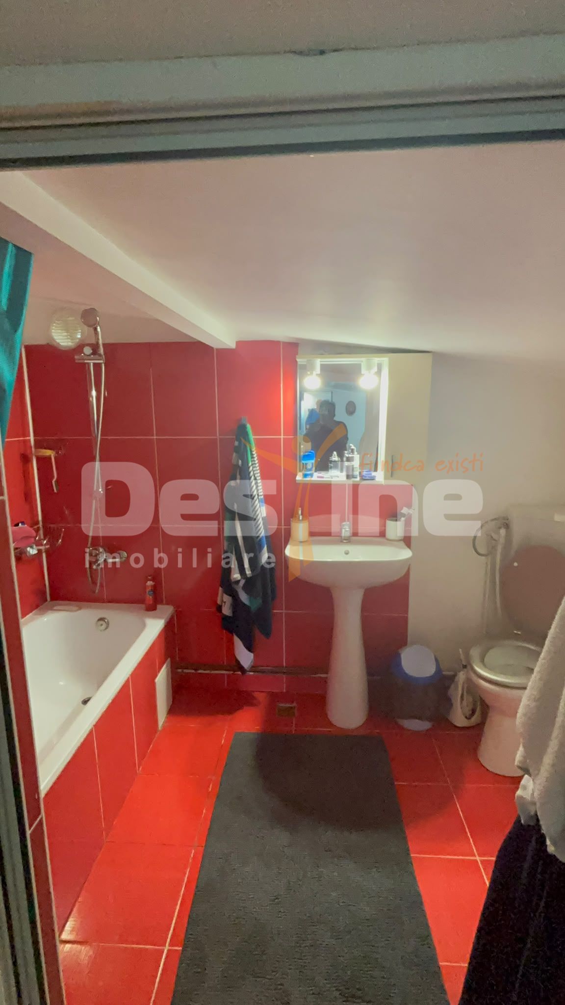 Casă de vânzare – Constructorilor | 5 camere | 110 mp | 200.000 EUR — fotografia 4