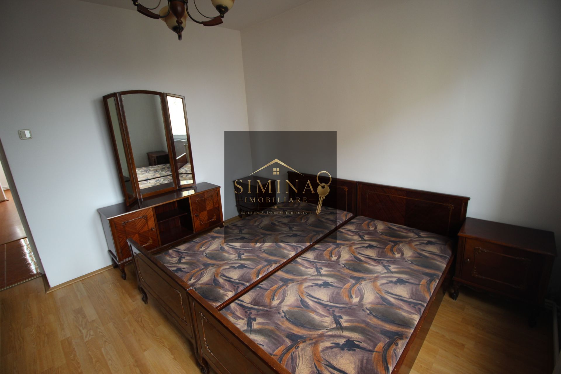 Apartament 3 Camere, De Închiriat, Zona Eon, Tudor — fotografia 5