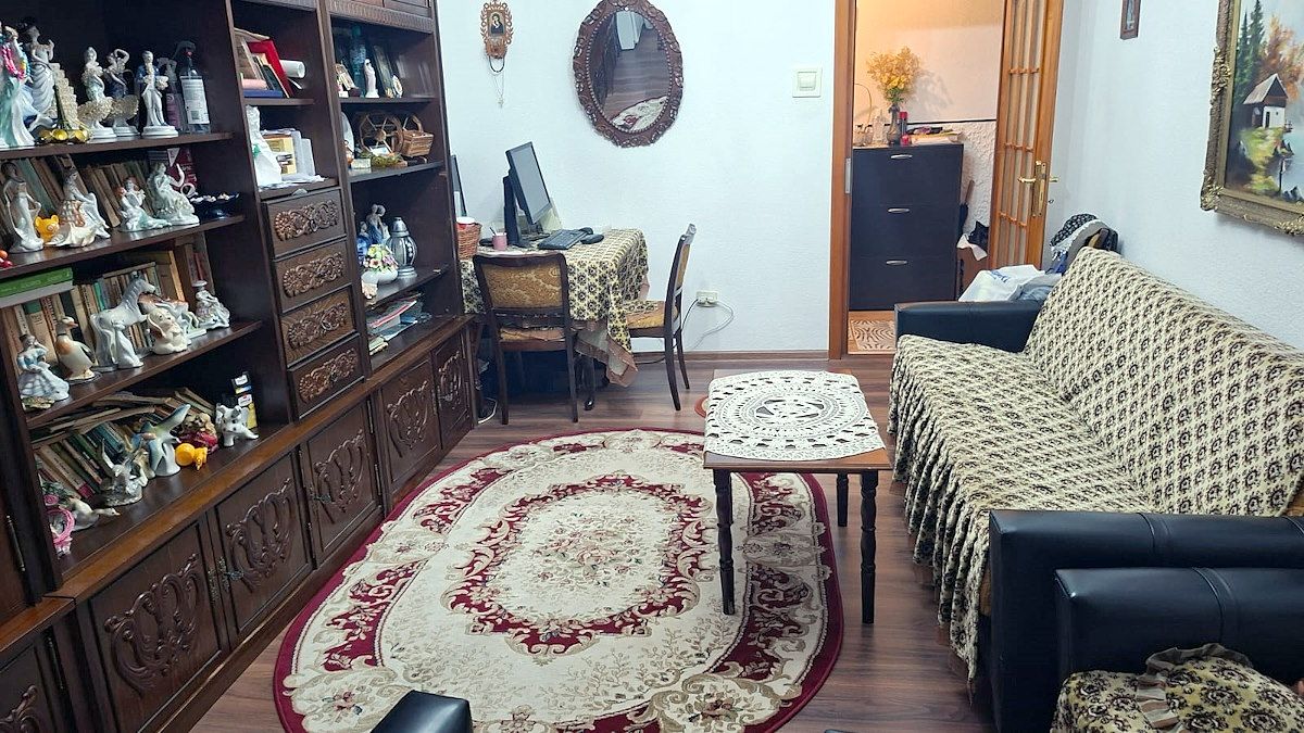 Apartament 2 camere 57 mp Tecuci – complet utilat, spațiu depozitare ș — fotografia 2