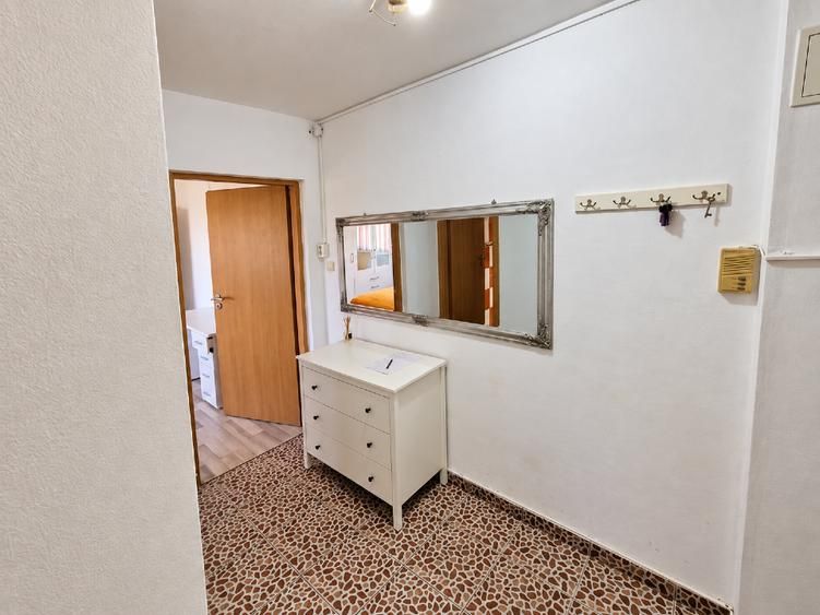 Apartament cu 1 cameră pe Liviu Rebreanu cu Centrală și Boxă în CF — fotografia 5