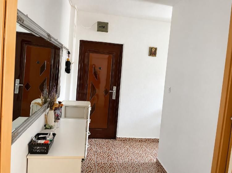 Apartament cu 1 cameră pe Liviu Rebreanu cu Centrală și Boxă în CF — fotografia 6