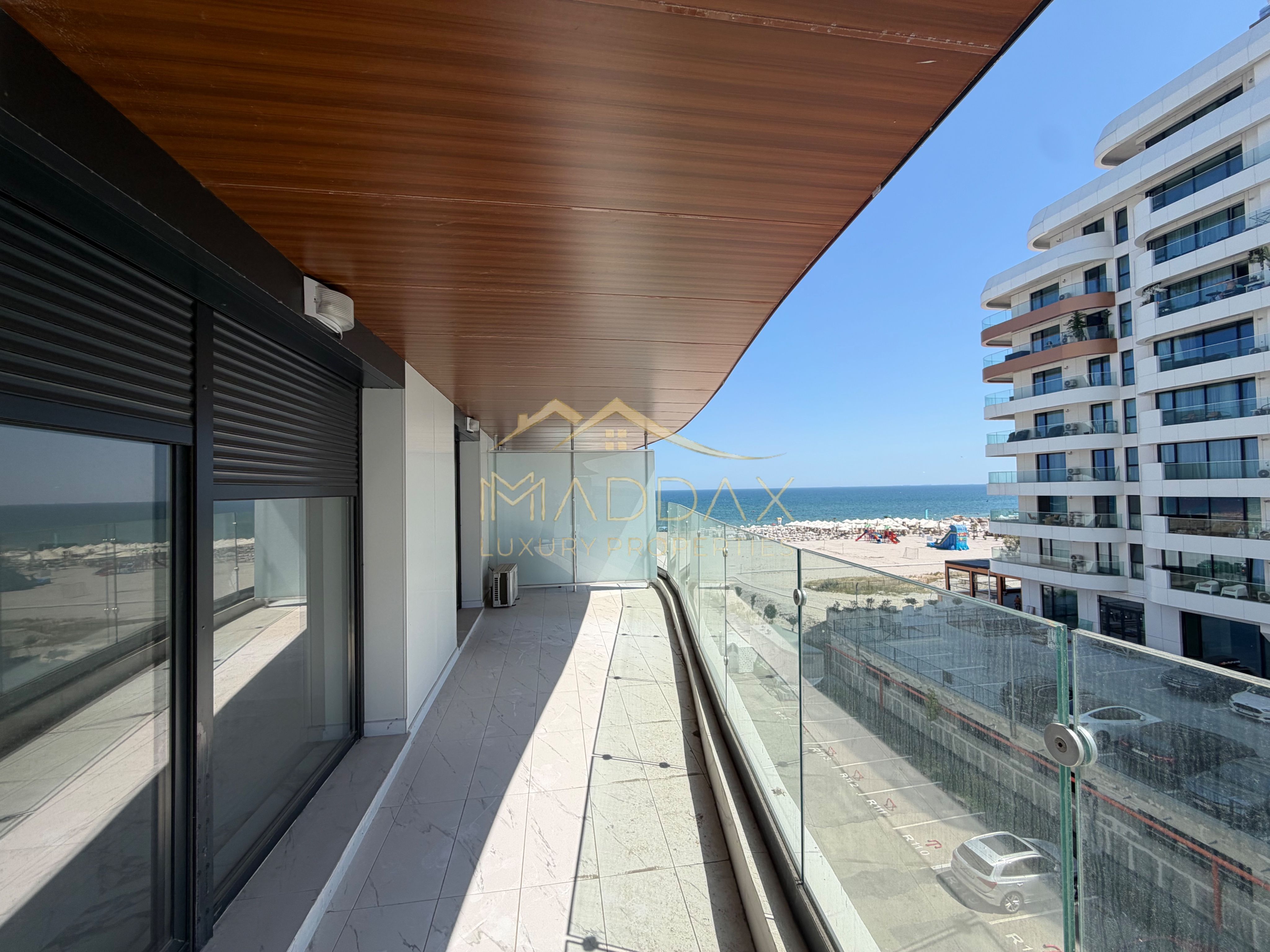 Apartament LUX**5 Camere**Prima linie la MARE**Complex cu piscina//MAMAIA — fotografia 4