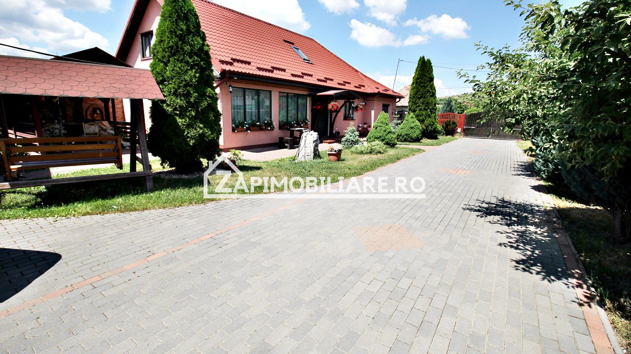 Casa 5 camere, 250 mp,3 băi,2.500mp teren,  0% comision — fotografia 10