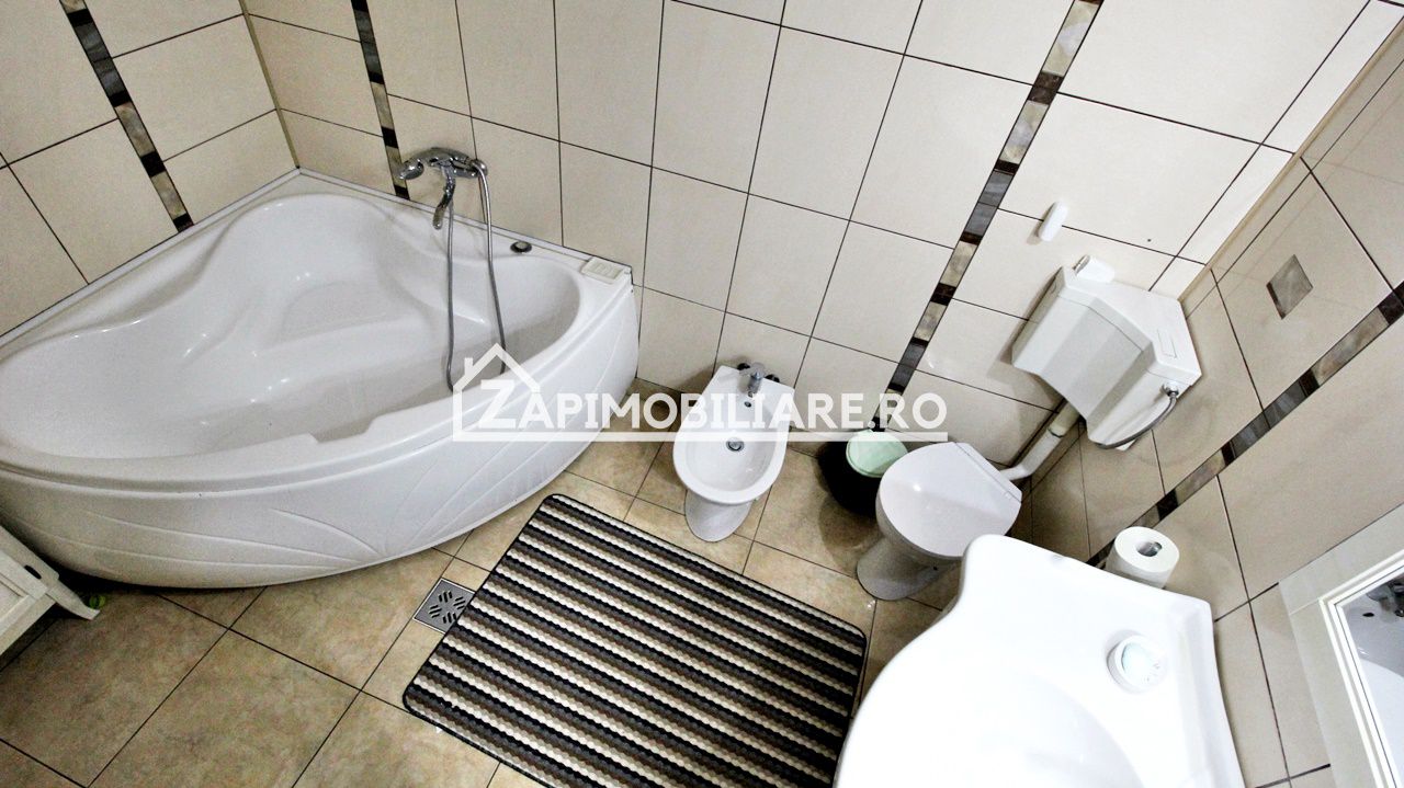 Casa 5 camere, 250 mp,3 băi,2.500mp teren,  0% comision — fotografia 12