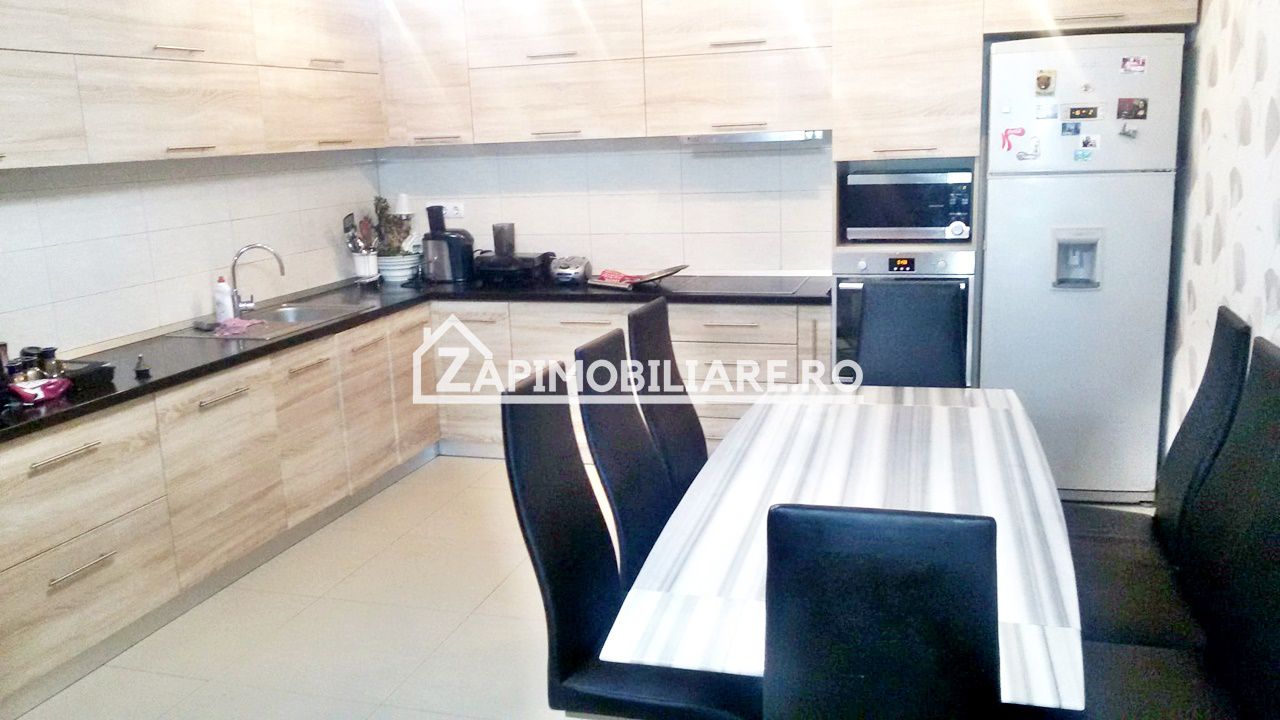Casa 5 camere, 250 mp,3 băi,2.500mp teren,  0% comision — fotografia 7