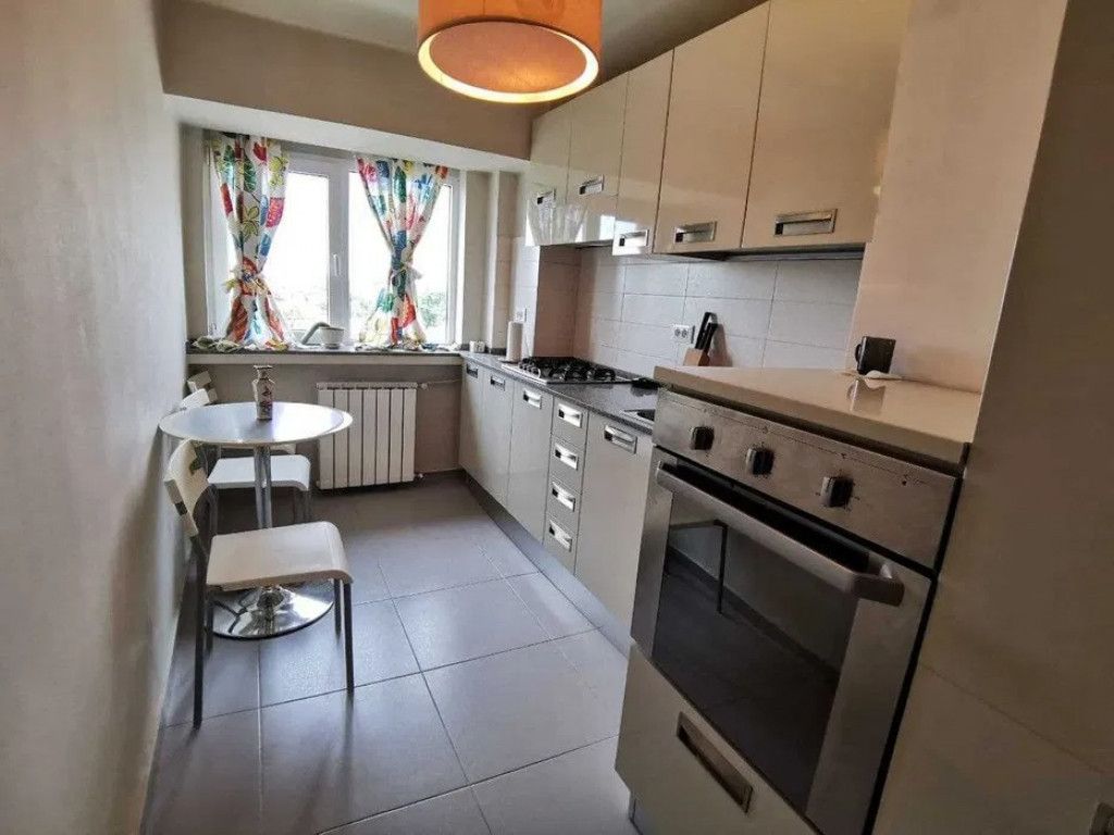 BRASADAS închiriază apartament doua camere langa TRIBUNAL Unirii 47. — fotografia 3