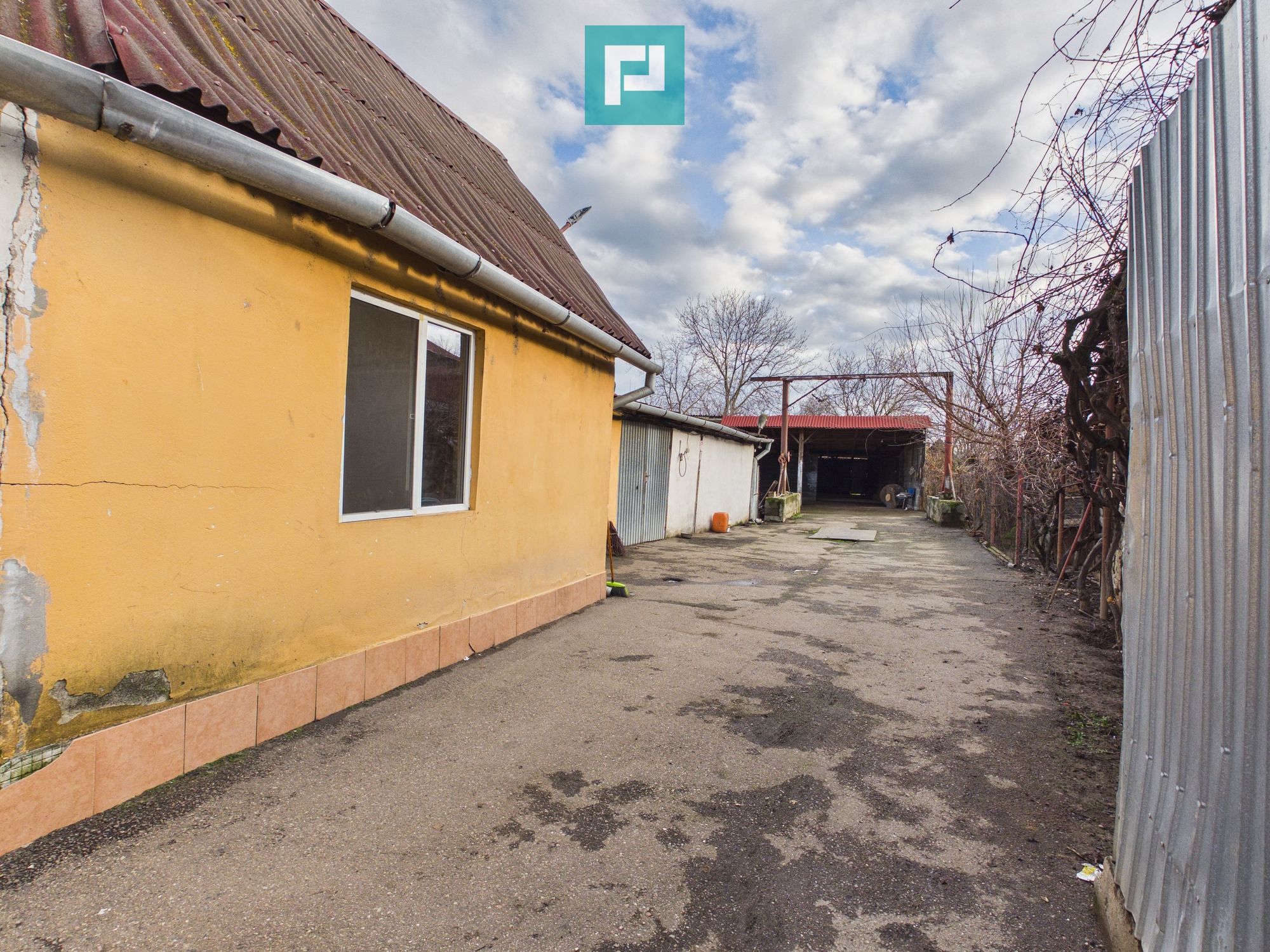 Preț redus la 64.000€! Casă/firmă Navigatorilor — fotografia 3