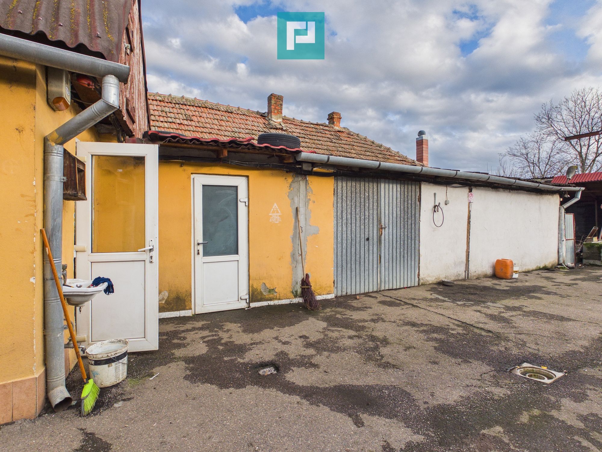 Preț redus la 64.000€! Casă/firmă Navigatorilor — fotografia 4
