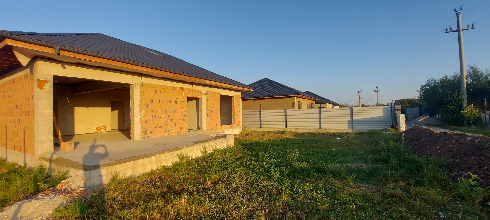 Casă cu 4 camere | Periș | 105 mp utili + terasă generoasă