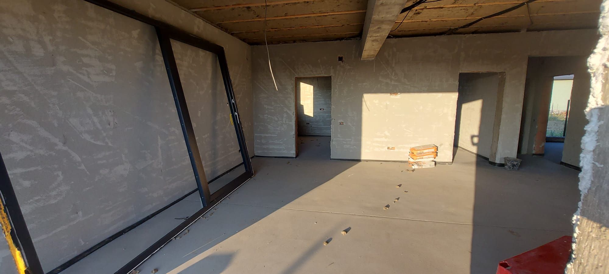 Casă cu 4 camere | Periș | 105 mp utili + terasă generoasă — fotografia 3