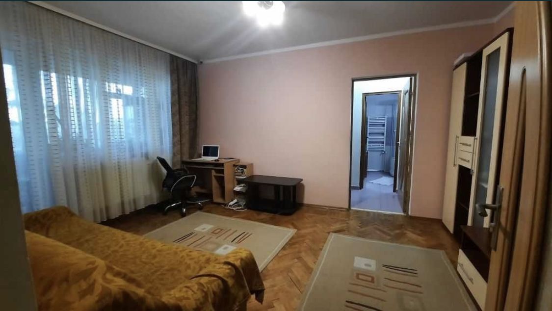 Ap 3 camere, mobilat, centrala, Tomis Nord, zona Brotacei — fotografia 4