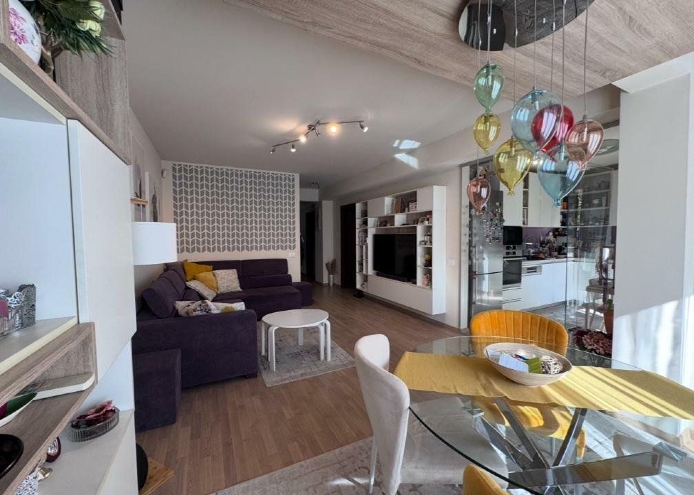 APARTAMENT LA CHEIE 3 CAMERE 2 BAI CURTE PROPRIE PARCARE SUBTERANA SI LIFT — fotografia 3