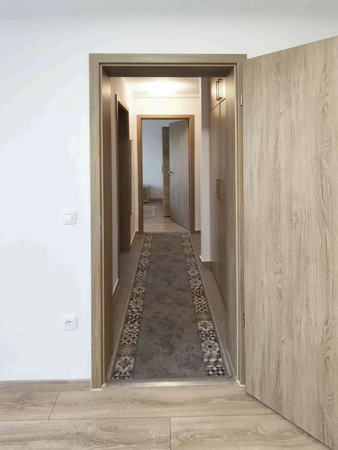Apartament 2 camere cu terasă generoasă de 16 mp  Kasper Coresi Etaj 1 — fotografia 9