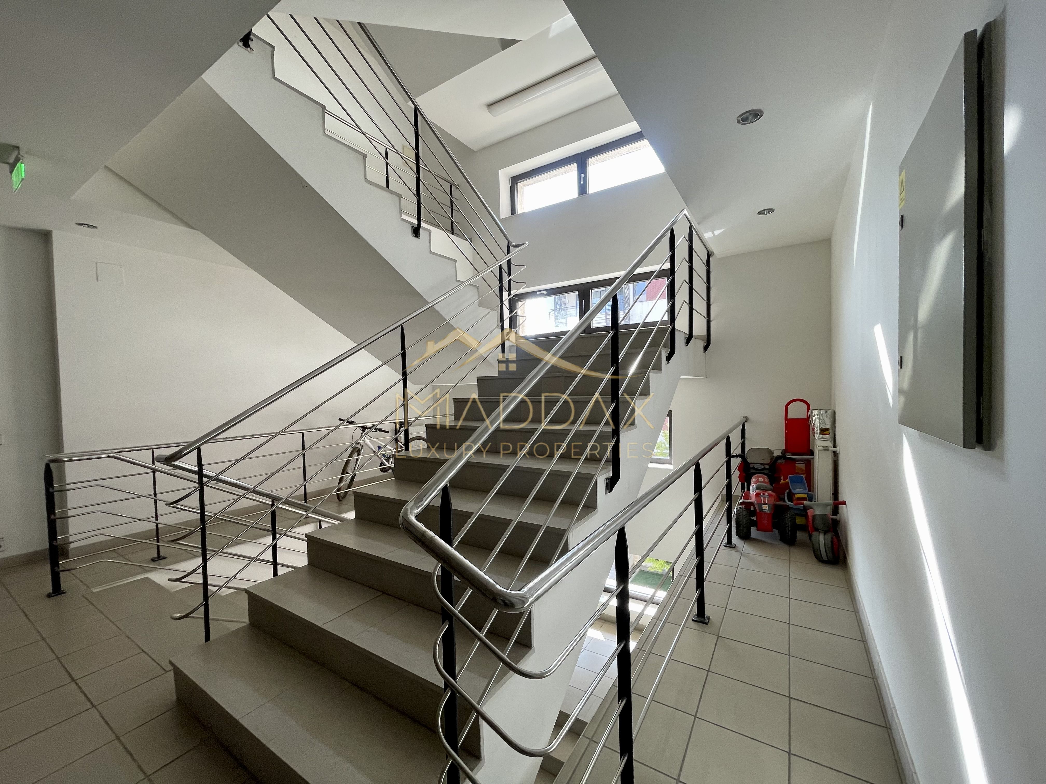 Apartament cu 3 camere *198mp*+ 2 Terase + Parking / Pipera — fotografia 40