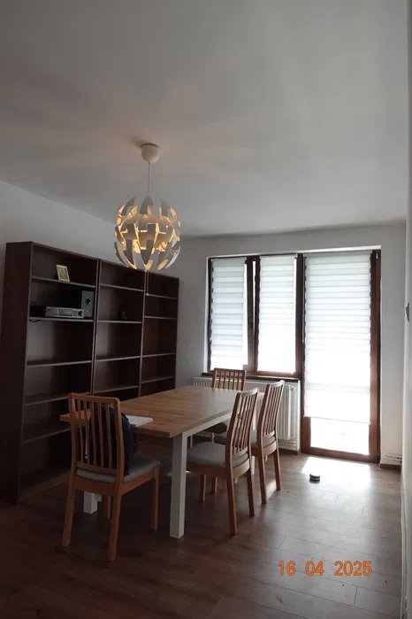 Apartament exclusivist cu 4 camere, garaj și beci – ultracentral, Zalău