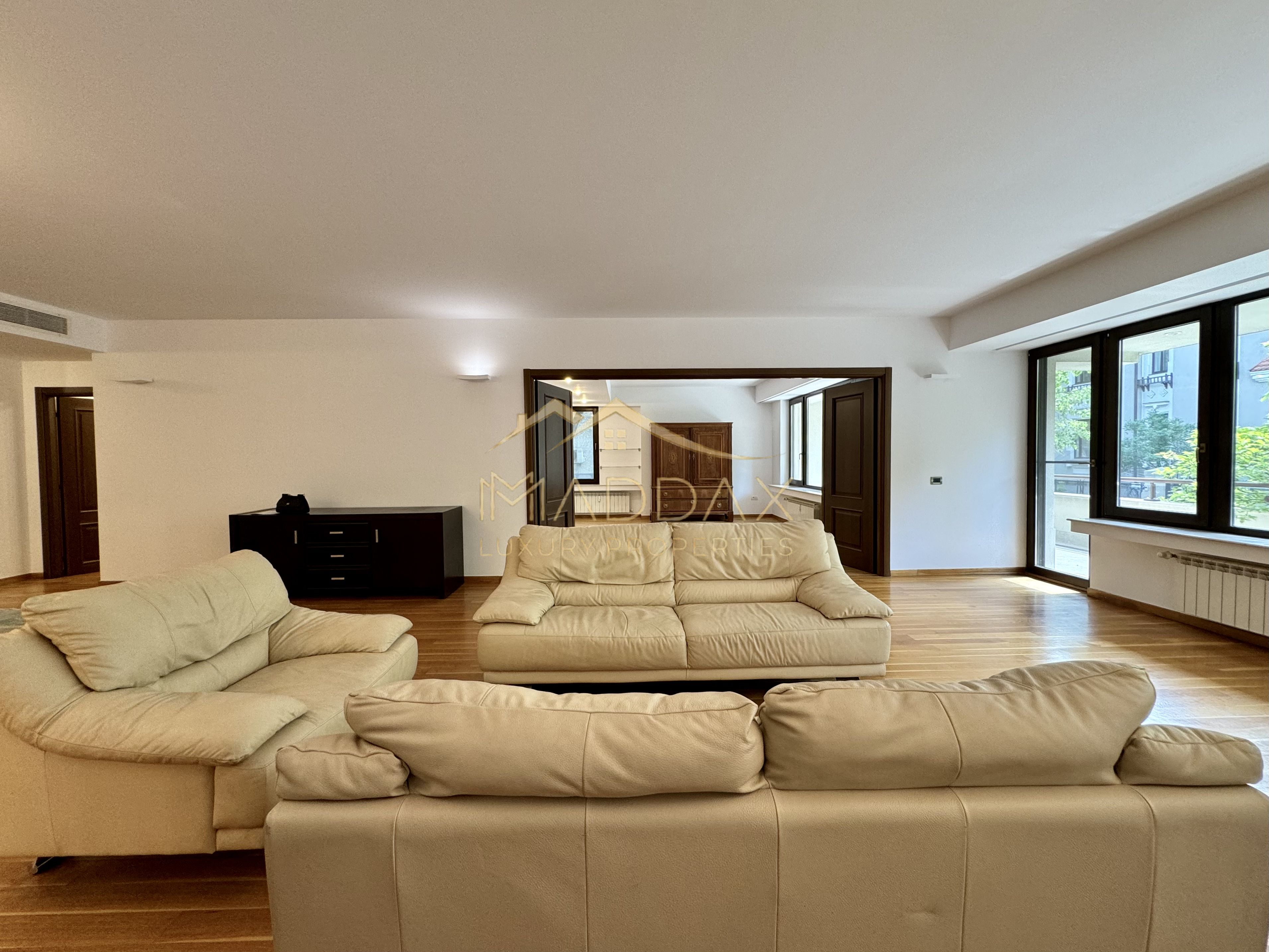 Apartament cu 4 camere 250mp* 2 parcări subterane / Dorobanti-Capitale — fotografia 10