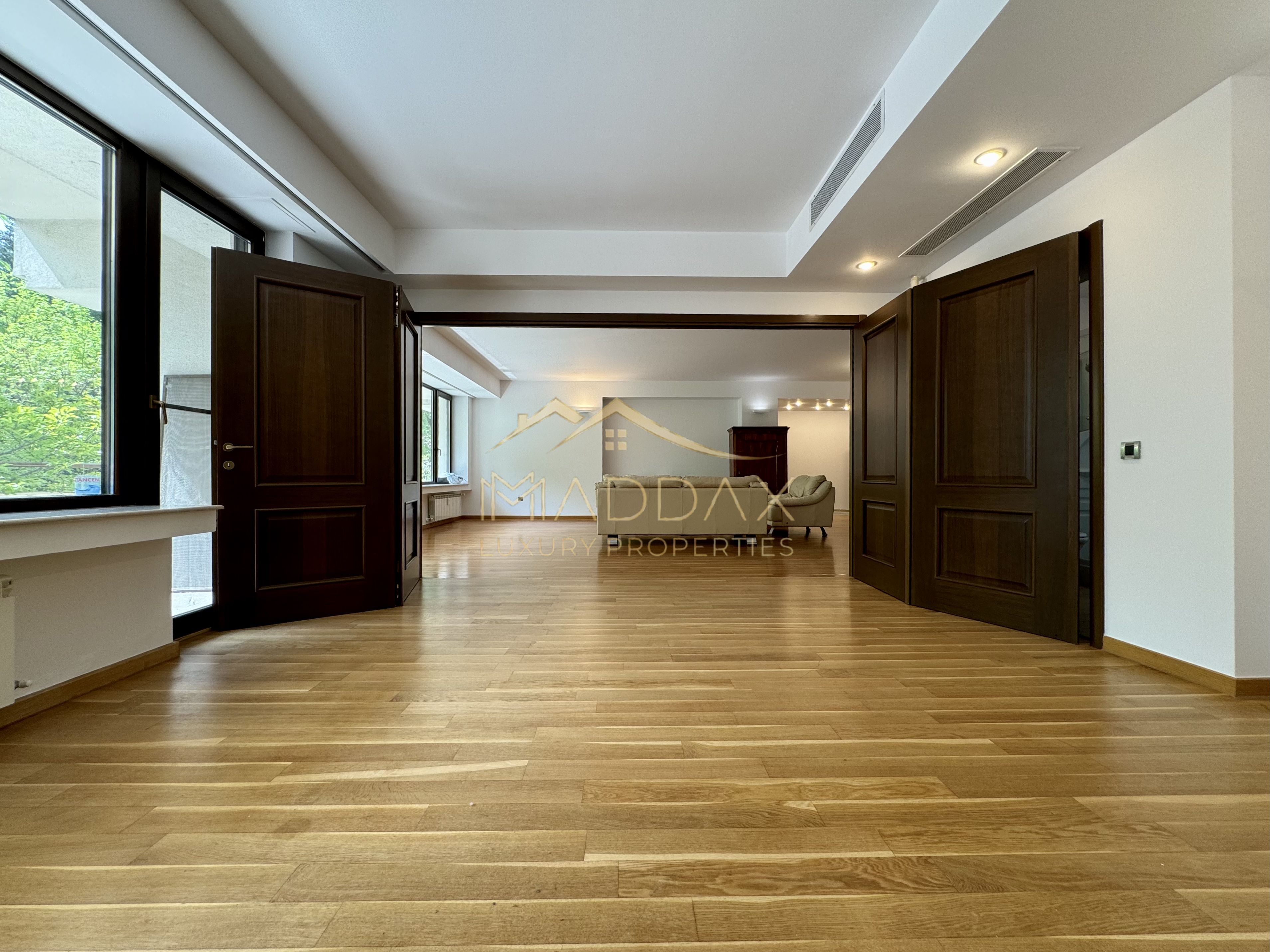 Apartament cu 4 camere 250mp* 2 parcări subterane / Dorobanti-Capitale — fotografia 5